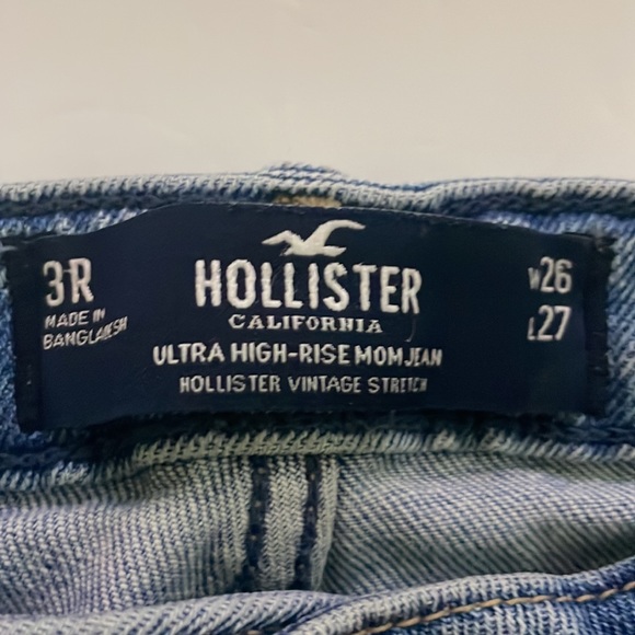 HOLISTER ultra high-rise sunflower mom jeans (vintage stretch) - Picture 3 of 3